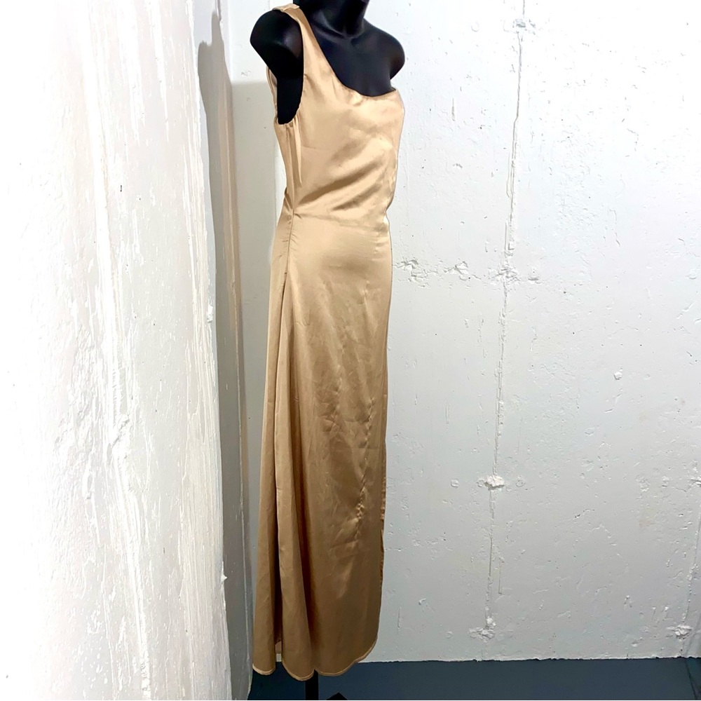 Champange White Fox One Shoulder Dress Size Small - Picture 2 of 7